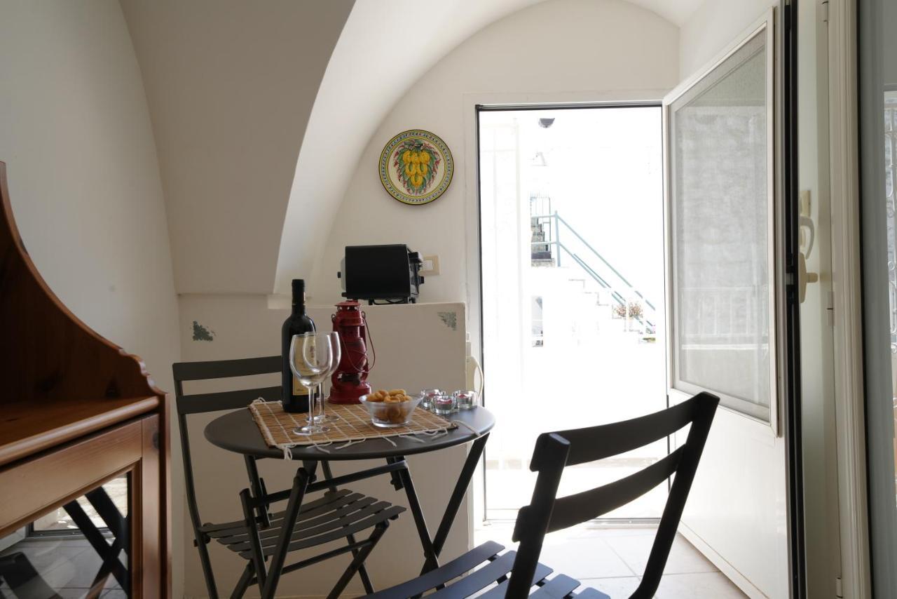 Casa Tea - Nel Cuore Della Citta' Bianca Ostuni Ngoại thất bức ảnh